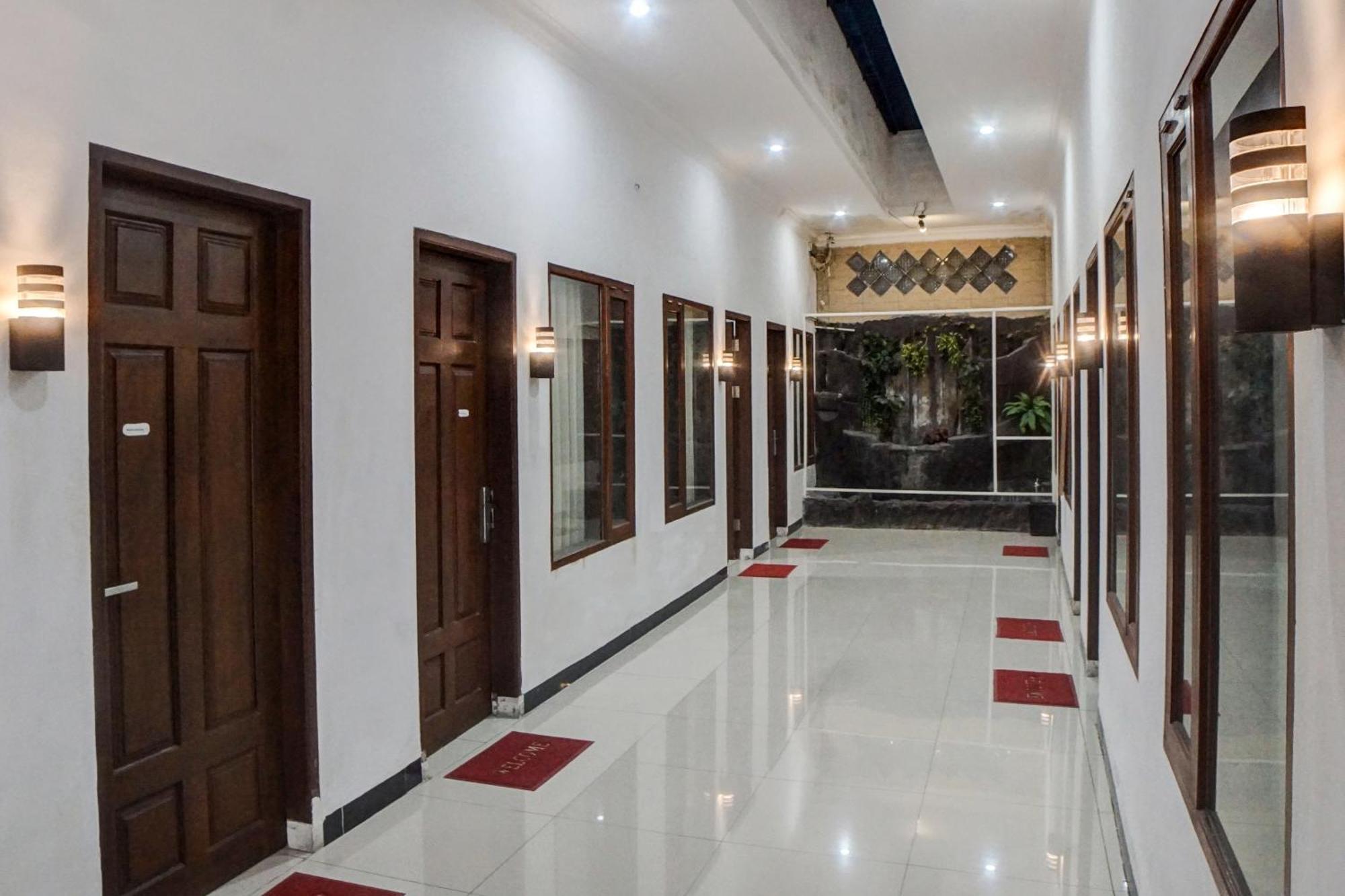 Oyo 92638 Jr Residence Syariah ميدان المظهر الخارجي الصورة